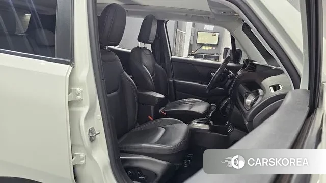 Jeep Renegade id 3607095 из Кореи 20