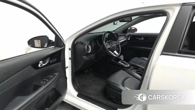 Kia The New K3 2nd generation id 4337888 из Кореи 33