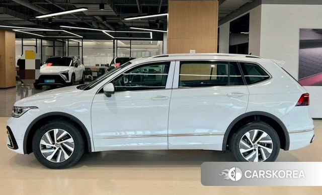 Volkswagen Tiguan L PHEV id 4333656 из Китая 16