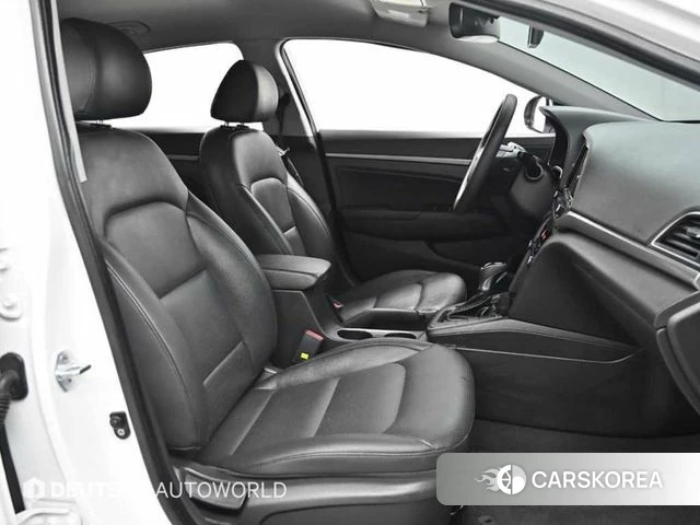 Hyundai Avante AD id 3911901 из Кореи 20