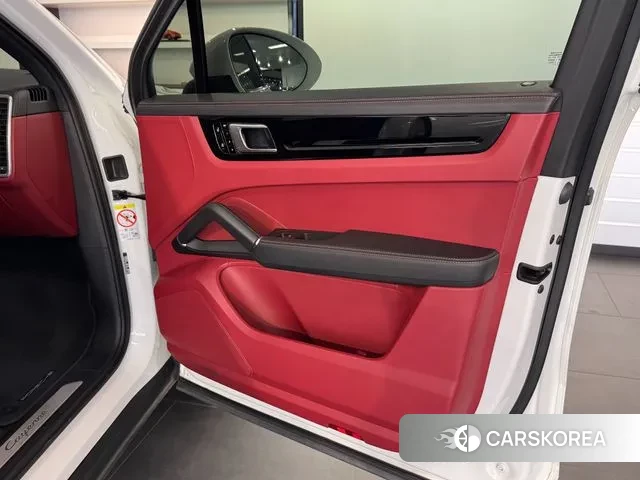 Porsche Cayenne (PO536) id 3698181 из Кореи 12