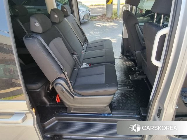 Hyundai Staria id 4315847 из Кореи 20