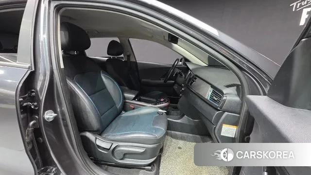 Kia Niro EV id 3464901 из Кореи 20