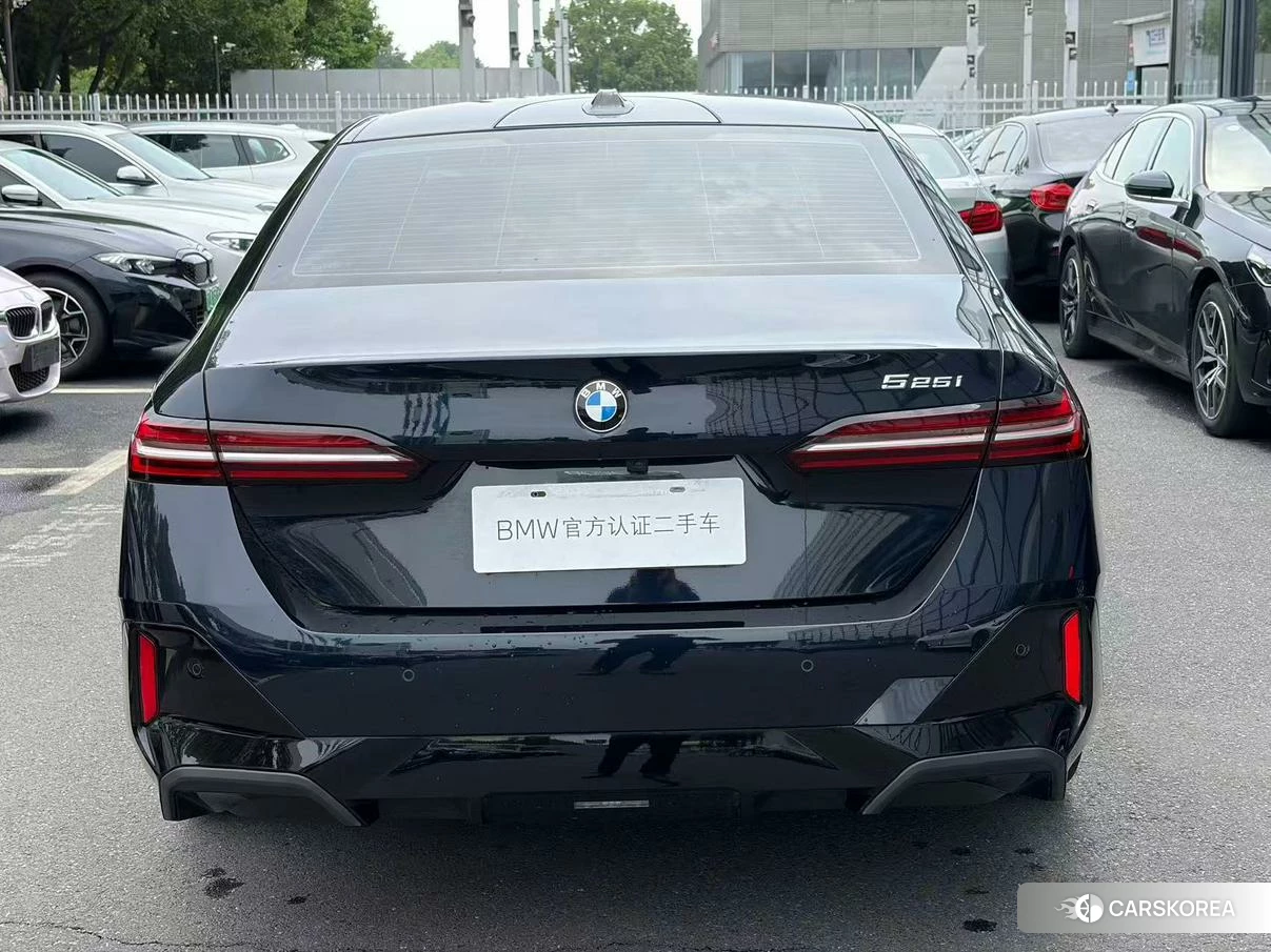 BMW 5 series (imported) id 4452604 из Китая 13