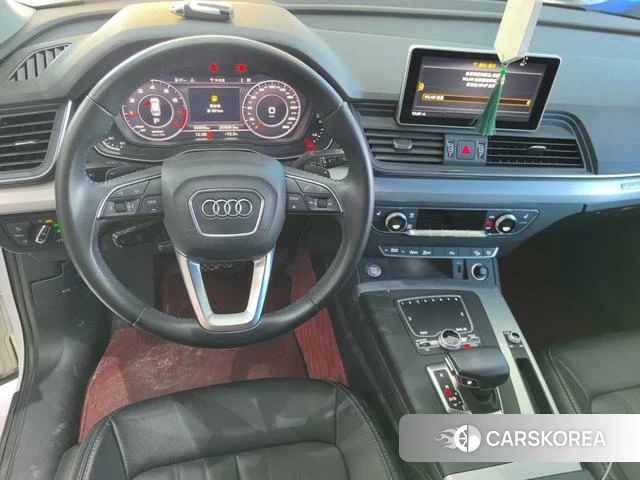 Audi Q5L id 4257788 из Китая 12