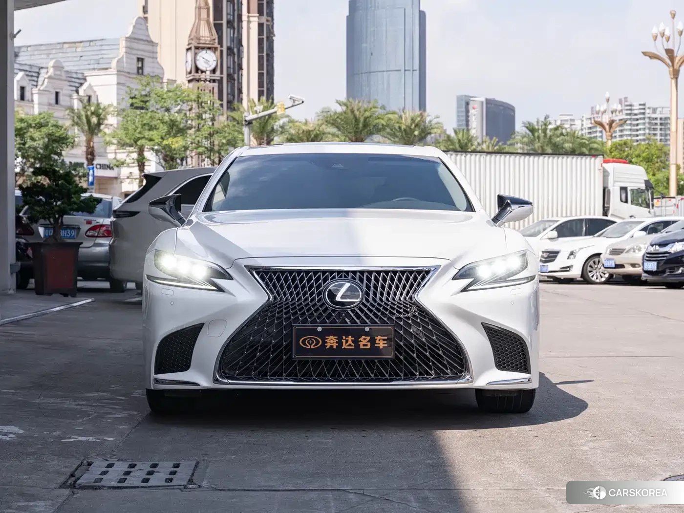 Lexus LS id 4539304 из Китая 22