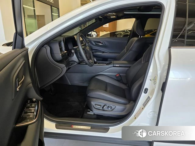 Toyota Crown Crossover id 3914131 из Кореи 16