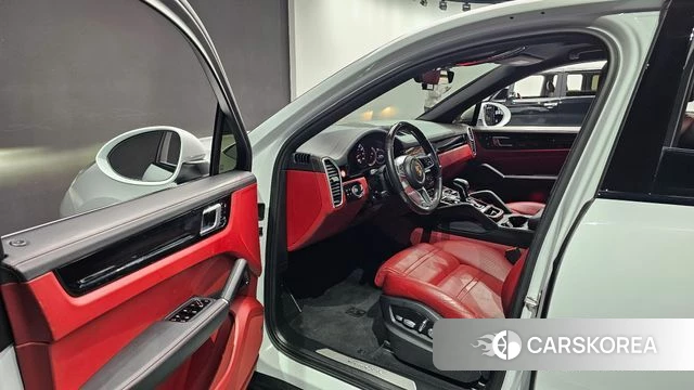 Porsche Cayenne (PO536) id 4284677 из Кореи 30