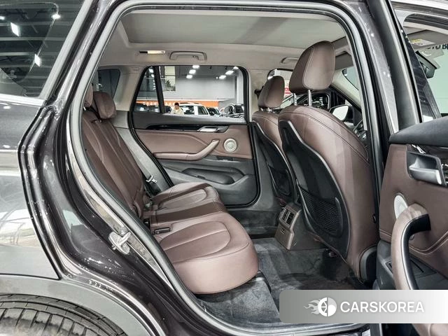 BMW X1 id 4264712 из Китая 15