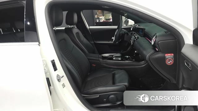 Mercedes-Benz A-Class W177 id 4882096 из Кореи 31