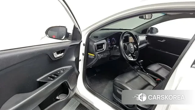 Kia Stonic id 3215243 из Кореи 20