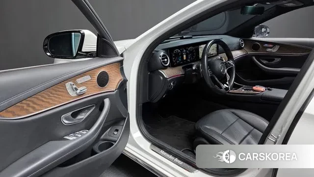Mercedes-Benz E-Class W213 id 3659767 из Кореи 20