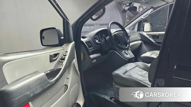 Hyundai The New Grand Starex id 4384548 из Кореи 20