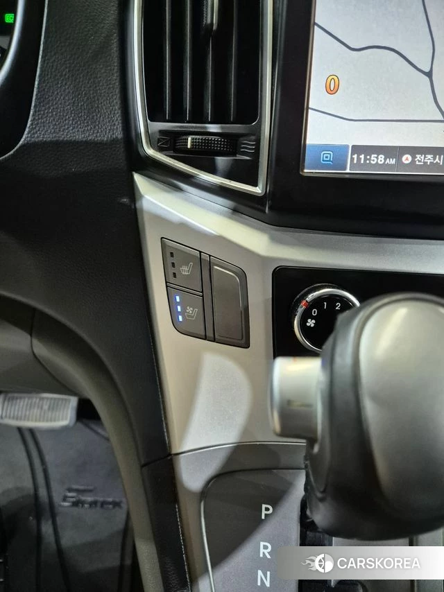 Hyundai The New Grand Starex id 4196786 из Кореи 15