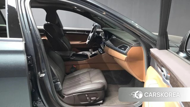 Genesis G90 id 4446938 из Кореи 34