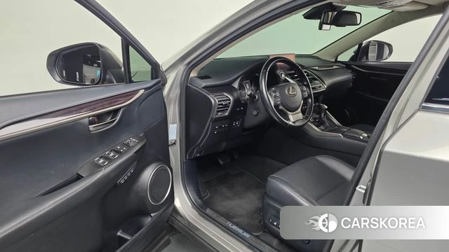 Lexus NX300h id 3873072 из Кореи 20