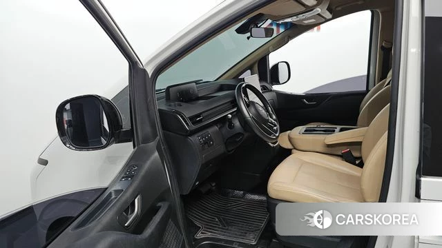 Hyundai Staria id 4423412 из Кореи 20