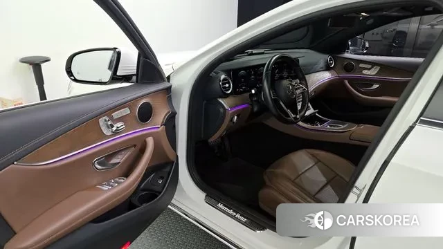Mercedes-Benz E-Class W213 id 3044063 из Кореи 20