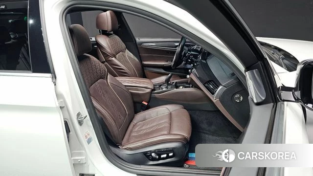 BMW 5 Series (G30) id 3854050 из Кореи 20