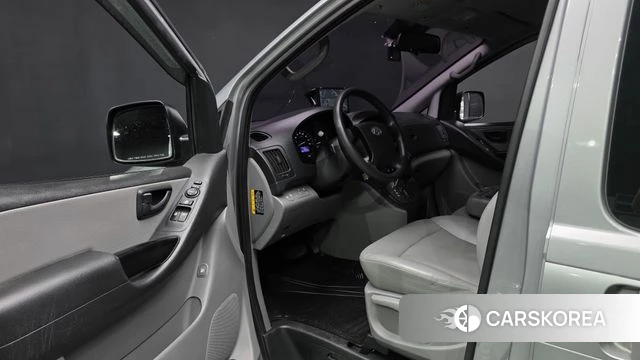 Hyundai The New Grand Starex id 4923889 из Кореи 20