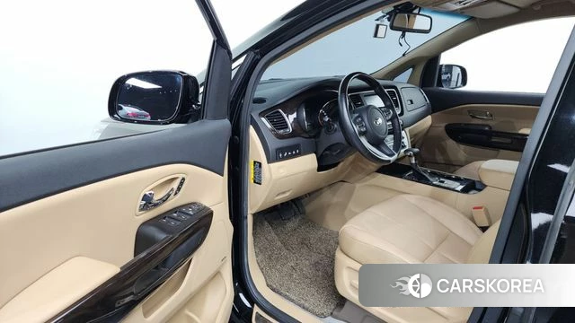 Kia The New Carnival id 4378167 из Кореи 20