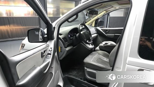 Hyundai The New Grand Starex id 4465619 из Кореи 19