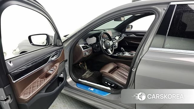 BMW 7 Series (G11) id 3916123 из Кореи 20