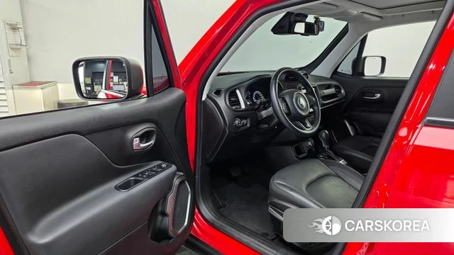 Jeep Renegade id 4746583 из Кореи 33