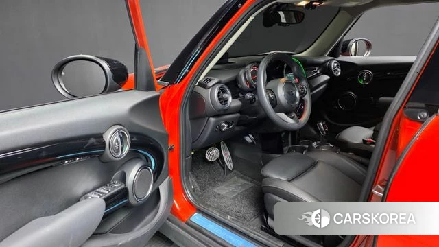 Mini Cooper S id 4741838 из Кореи 35