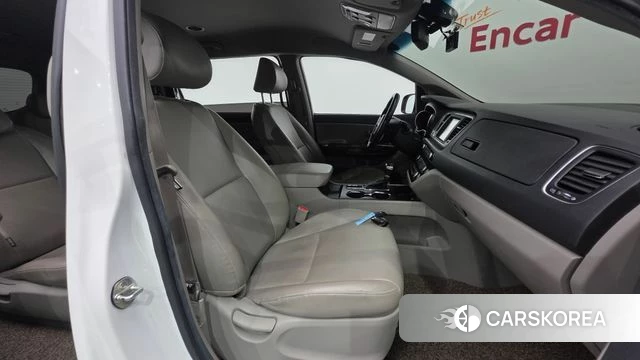 Kia The New Carnival id 4662984 из Кореи 20