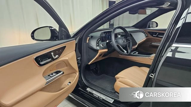 Mercedes-Benz E-Class W214 id 4427279 из Кореи 30