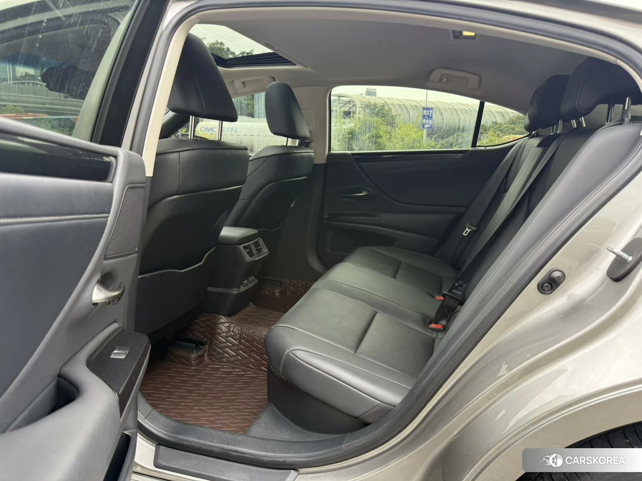 Lexus ES id 4441256 из Китая 12