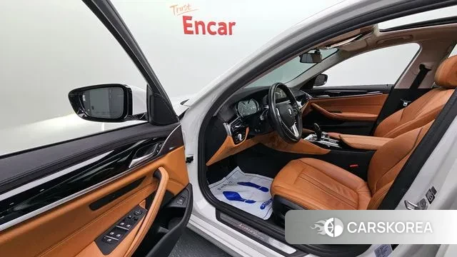 BMW 5 Series (G30) id 3325245 из Кореи 20