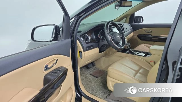 Kia The New Carnival id 4508248 из Кореи 33