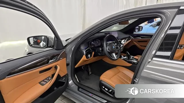 BMW 5 Series (G30) id 3165654 из Кореи 20