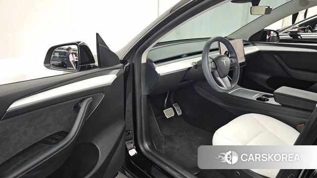 Tesla Model Y id 4783504 из Кореи 35