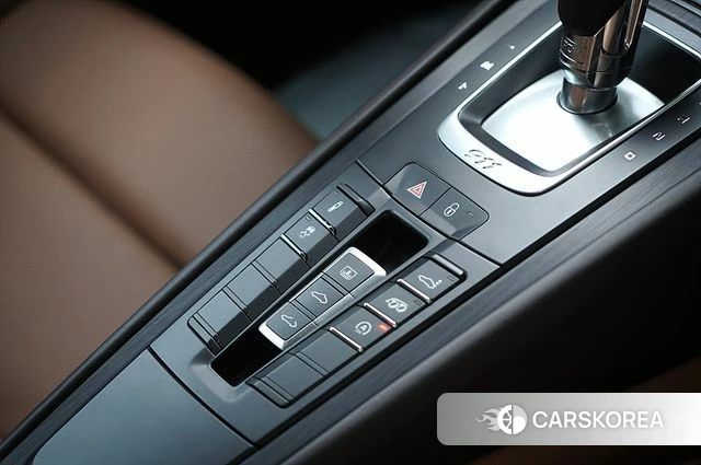 Porsche 911(992) id 4581897 из Кореи 16