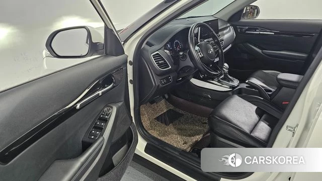 Kia Seltos id 4446390 из Кореи 32