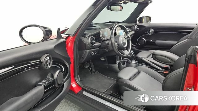 Mini Cooper Convertible id 4280471 из Кореи 33