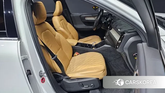 Volvo XC40 id 3356728 из Кореи 20