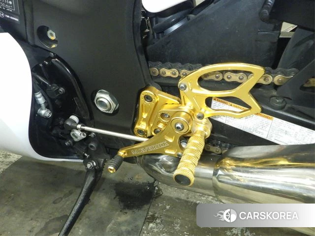 Suzuki GSX1300R HAYABUSA id 3947225 из Японии 32