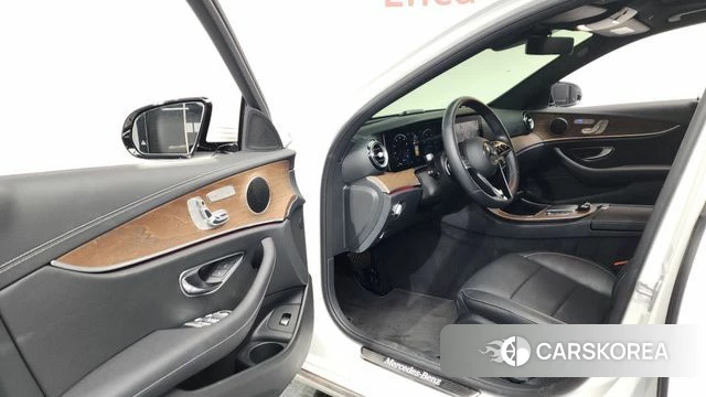 Mercedes-Benz E-Class W213 id 4524750 из Кореи 36