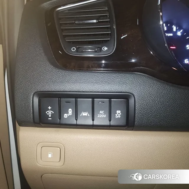 Kia The New Carnival id 2981689 из Кореи 17