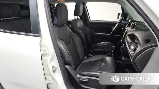 Jeep Renegade id 3390985 из Кореи 20