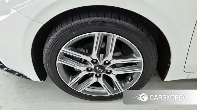 Kia Come New K3 id 3766315 из Кореи 19