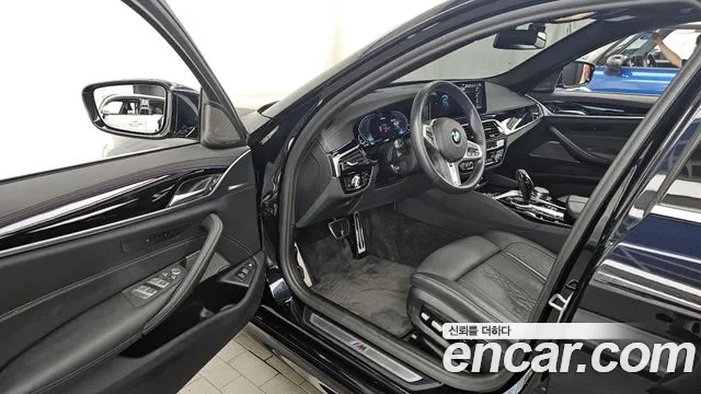 BMW 5 Series (G30) id 2868880 из Кореи 20