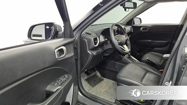 Hyundai Venue id 4879776 из Кореи 33