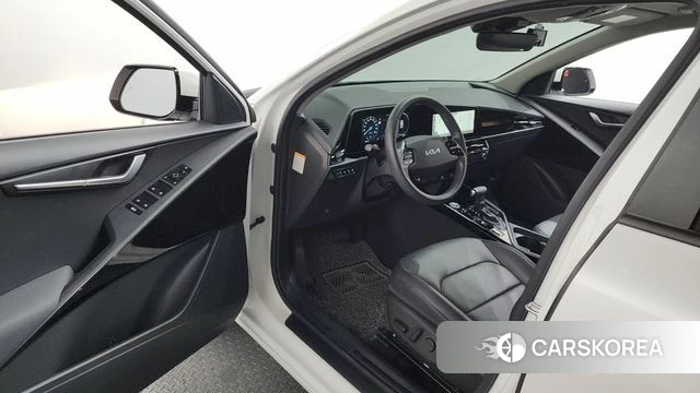 Kia Di Ol Nu Niro id 4646305 из Кореи 34