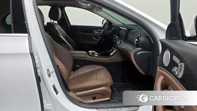 Mercedes-Benz E-Class W213 id 2976358 из Кореи 20