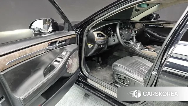Genesis G90 id 3567970 из Кореи 20